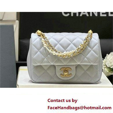 chanel Shiny Lambskin, Imitation Pearls & Gold-Tone Metal Mini Flap Bag gray AS4385 2024(original quality)